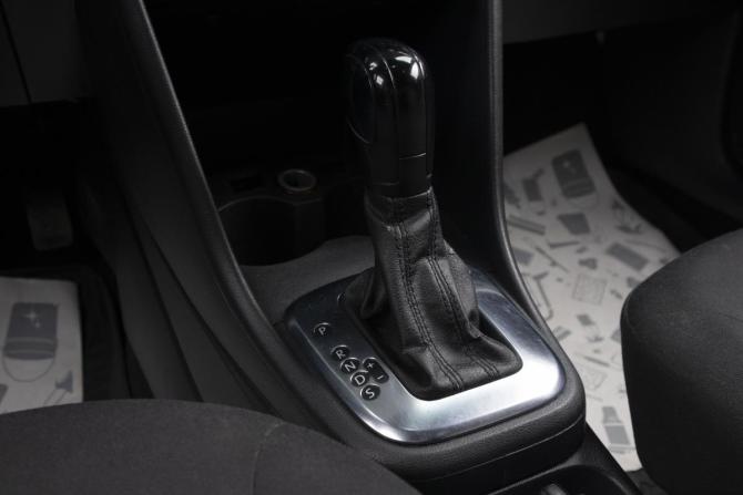 Volkswagen Polo V с пробегом 2012 года, цена 679 000 рублей, 220123 км, седан, Автокод Объявления