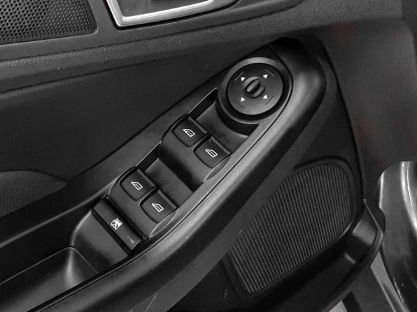 Ford Fiesta Mk6 Рестайлинг с пробегом 2018 года, цена 840 000 рублей, 151048 км, хэтчбек, Автокод Объявления