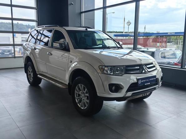 Mitsubishi Pajero Sport II Рестайлинг с пробегом 2013 года, цена 1 490 000 рублей, 194655 км, внедорожник, Автокод Объявления