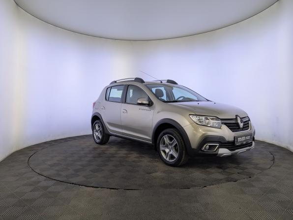 Renault Sandero II Рестайлинг с пробегом 2021 года, цена 1 450 000 рублей, 14005 км, хэтчбек, Автокод Объявления