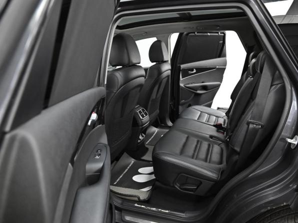 Kia Sorento III Prime Рестайлинг с пробегом 2018 года, цена 2 199 000 рублей, 156000 км, внедорожник, Автокод Объявления