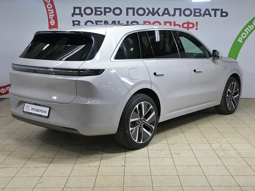 Li Auto (Lixiang) L6 I Москва  - изображение 4