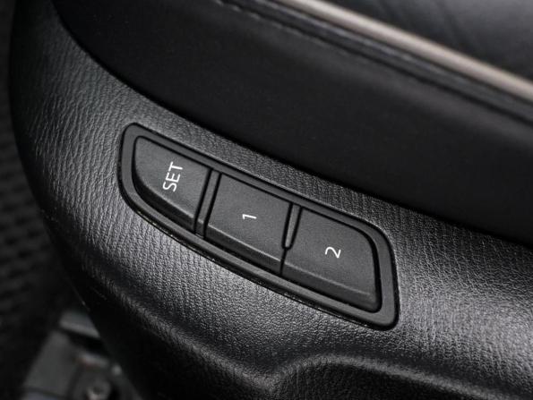 Mazda 6 III (GJ) Рестайлинг с пробегом 2016 года, цена 2 118 000 рублей, 166829 км, седан, Автокод Объявления