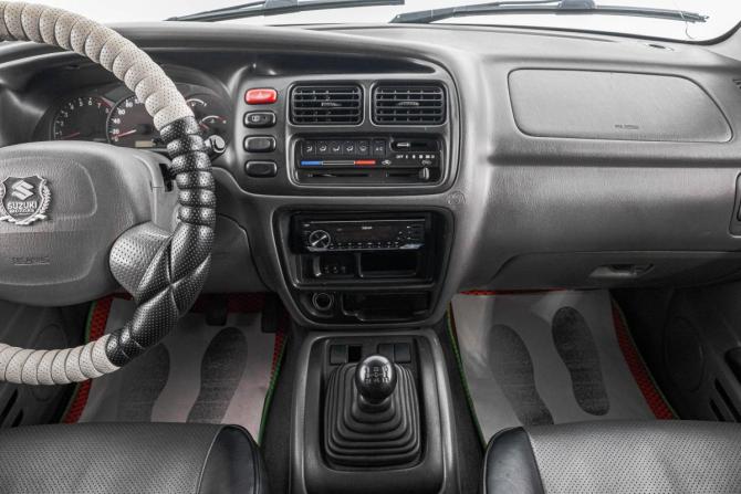 Suzuki Grand Vitara I Рестайлинг с пробегом 2002 года, цена 559 000 рублей, 284000 км, внедорожник, Автокод Объявления