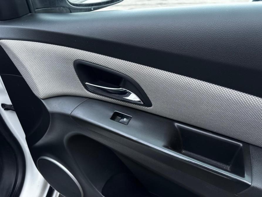 Chevrolet Cruze I Рестайлинг Альметьевск  - изображение 25