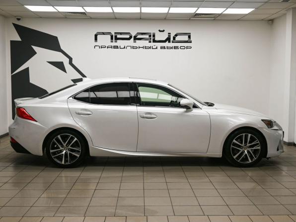 Lexus IS III Рестайлинг с пробегом 2019 года, цена 2 599 000 рублей, 129259 км, седан, Автокод Объявления