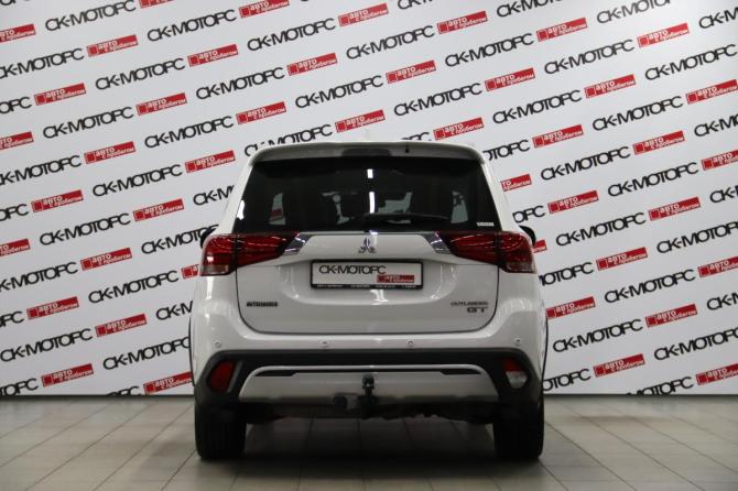 Mitsubishi Outlander III Рестайлинг 3 с пробегом 2019 года, цена 2 795 950 рублей, 116757 км, внедорожник, Автокод Объявления