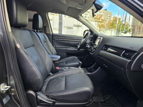 Mitsubishi Outlander III Рестайлинг с пробегом 2015 года, цена 2 250 000 рублей, 49839 км, внедорожник, Автокод Объявления