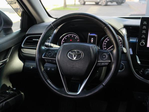 Toyota Camry VIII (XV70) Рестайлинг с пробегом 2021 года, цена 3 100 000 рублей, 88424 км, седан, Автокод Объявления