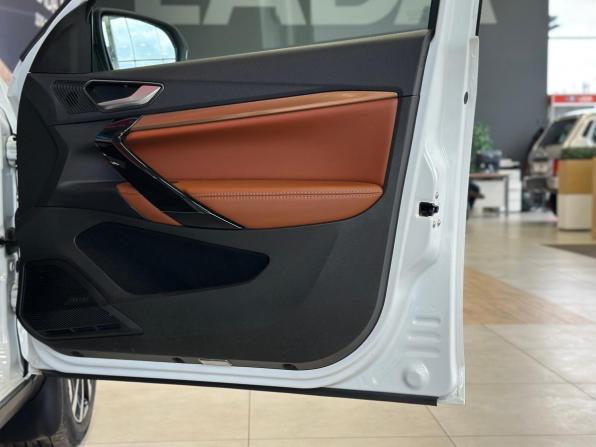 Lada (ВАЗ) Vesta I Рестайлинг (NG) с пробегом 2024 года, цена 1 570 000 рублей, 30000 км, универсал, Автокод Объявления