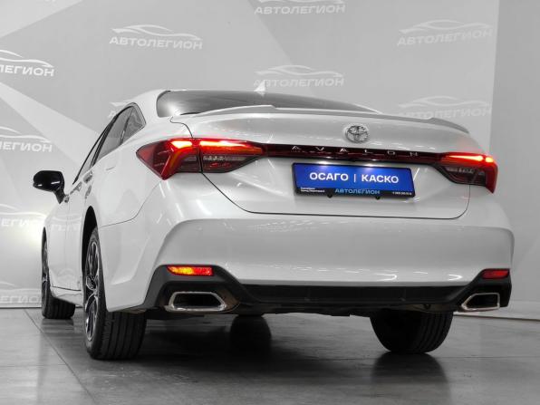 Toyota Avalon V с пробегом 2022 года, цена 3 885 000 рублей, 35658 км, седан, Автокод Объявления