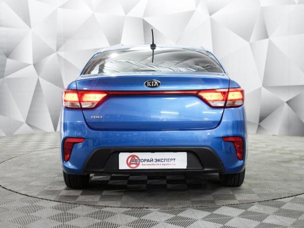 Kia Rio IV с пробегом 2018 года, цена 885 000 рублей, 217000 км, седан, Автокод Объявления