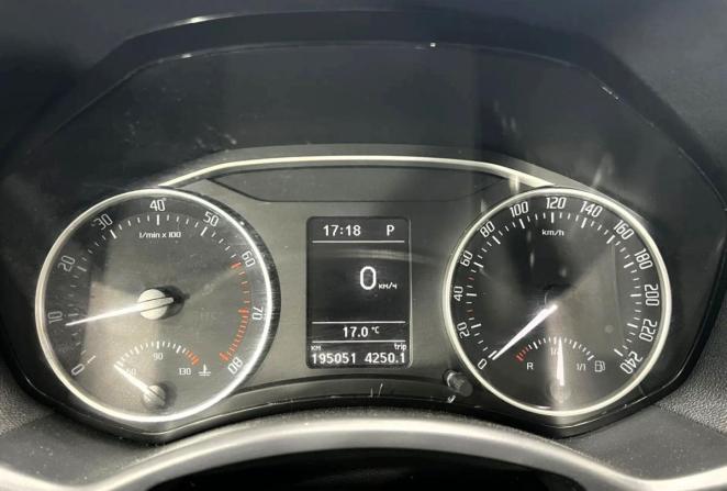 Skoda Octavia II (A5) Рестайлинг с пробегом 2011 года, цена 820 000 рублей, 196000 км, лифтбек, Автокод Объявления