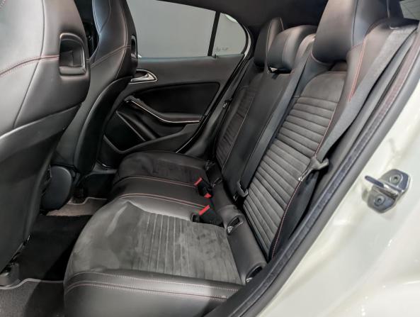Mercedes-Benz GLA I (X156) Рестайлинг с пробегом 2018 года, цена 2 550 000 рублей, 95501 км, внедорожник, Автокод Объявления
