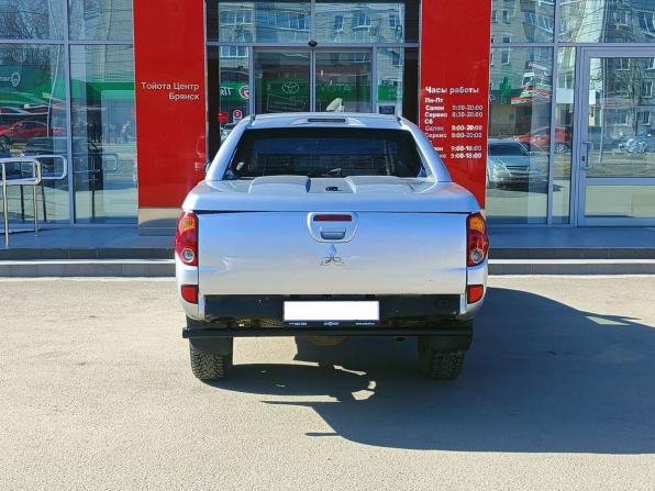 Mitsubishi L200 IV с пробегом 2011 года, цена 1 057 000 рублей, 325404 км, offers.body_type.unknown, Автокод Объявления