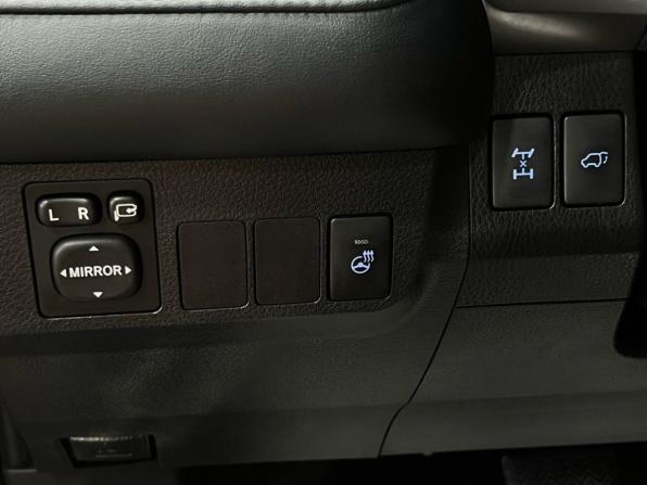 Toyota RAV4 IV (XA40) Рестайлинг с пробегом 2019 года, цена 2 590 000 рублей, 139830 км, внедорожник, Автокод Объявления