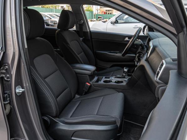 Kia Sportage IV Рестайлинг с пробегом 2019 года, цена 2 370 000 рублей, 93623 км, внедорожник, Автокод Объявления
