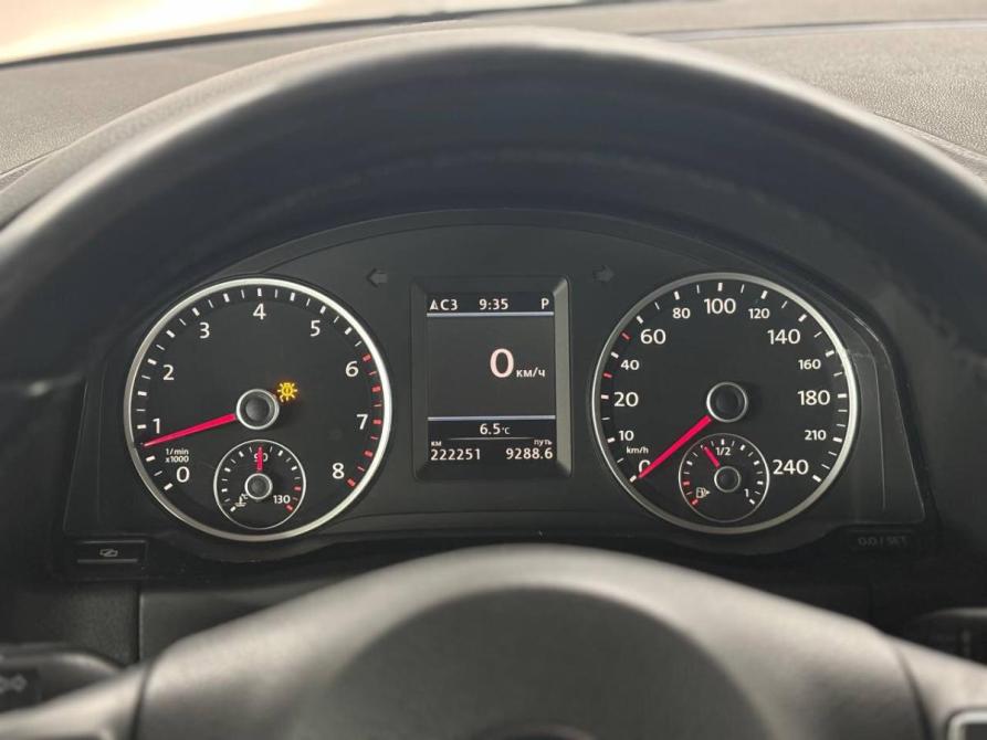 Volkswagen Tiguan I Рестайлинг Санкт-Петербург  - изображение 14