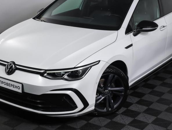 Volkswagen Golf VIII с пробегом 2022 года, цена 2 595 000 рублей, 60358 км, хэтчбек, Автокод Объявления
