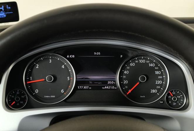 Volkswagen Touareg II с пробегом 2012 года, цена 1 990 000 рублей, 177307 км, внедорожник, Автокод Объявления
