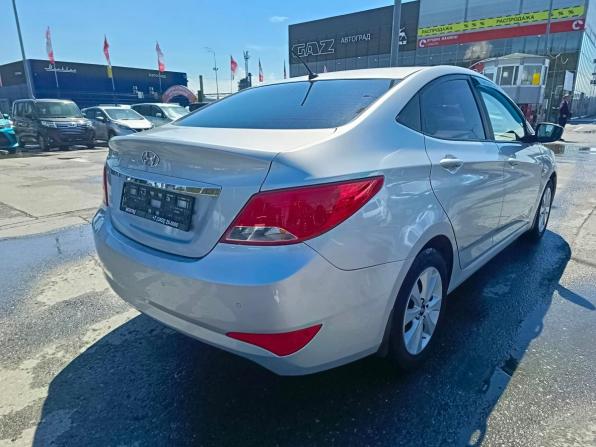 Hyundai Solaris I Рестайлинг с пробегом 2016 года, цена 1 059 995 рублей, 165473 км, седан, Автокод Объявления