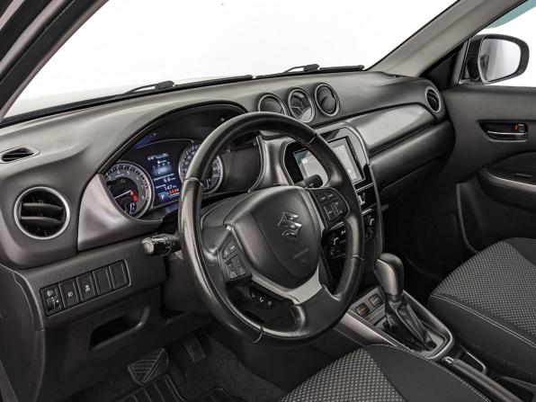 Suzuki Vitara II Рестайлинг с пробегом 2019 года, цена 1 900 000 рублей, 101650 км, внедорожник, Автокод Объявления