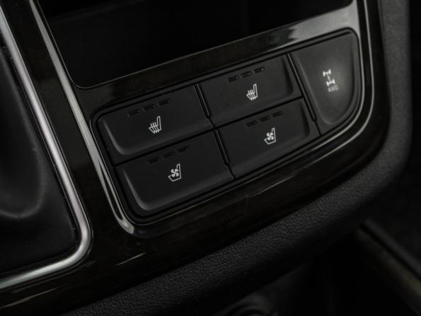 Hyundai Grand Starex I Рестайлинг 2 с пробегом 2018 года, цена 3 780 000 рублей, 82235 км, минивэн, Автокод Объявления