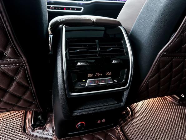 BMW X7 I (G07) Рестайлинг с пробегом 2025 года, цена 13 500 000 рублей, 19299 км, внедорожник, Автокод Объявления