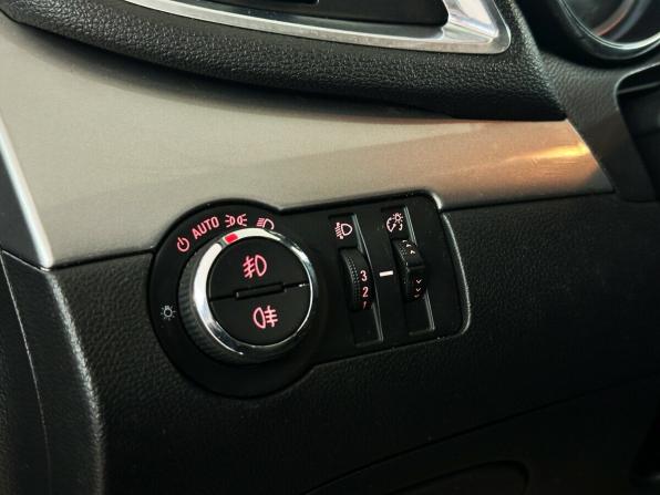 Opel Mokka I с пробегом 2015 года, цена 980 000 рублей, 110834 км, внедорожник, Автокод Объявления