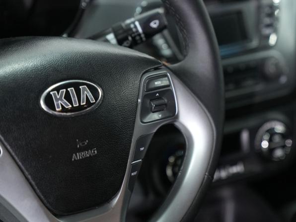 Kia Rio III с пробегом 2013 года, цена 855 000 рублей, 138000 км, седан, Автокод Объявления