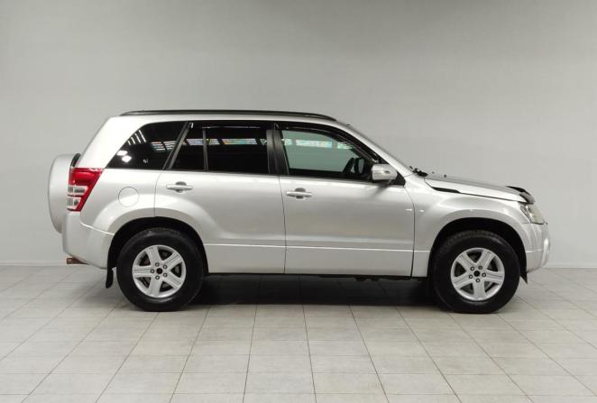 Suzuki Grand Vitara II Рестайлинг с пробегом 2010 года, цена 940 000 рублей, 255938 км, внедорожник, Автокод Объявления