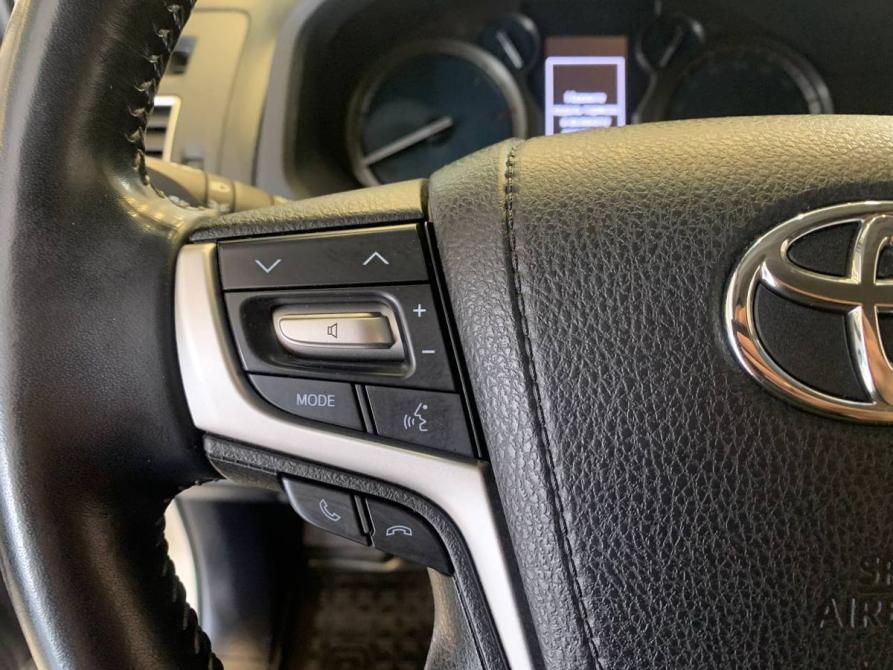 Toyota Land Cruiser Prado 150 Series Рестайлинг 2 Челябинск  - изображение 18