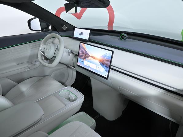 Exeed Exlantix ET с пробегом 2025 года, цена 5 740 000 рублей, 2800 км, внедорожник, Автокод Объявления