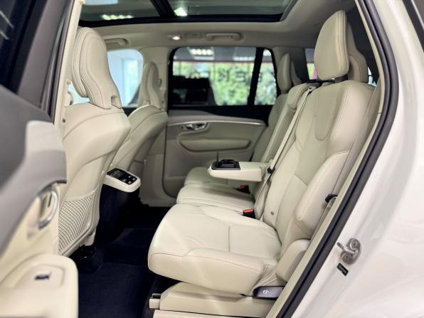Volvo XC90 II Рестайлинг 1 с пробегом 2024 года, цена 5 990 000 рублей, 27871 км, внедорожник, Автокод Объявления