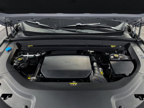 Li Auto (Lixiang) L9 I Рестайлинг с пробегом 2025 года, цена 9 280 000 рублей, 24 км, внедорожник, Автокод Объявления