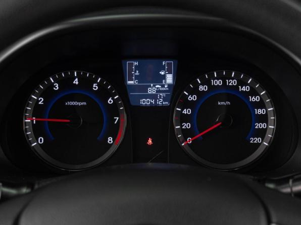 Hyundai Solaris I Рестайлинг с пробегом 2016 года, цена 1 189 000 рублей, 100412 км, седан, Автокод Объявления