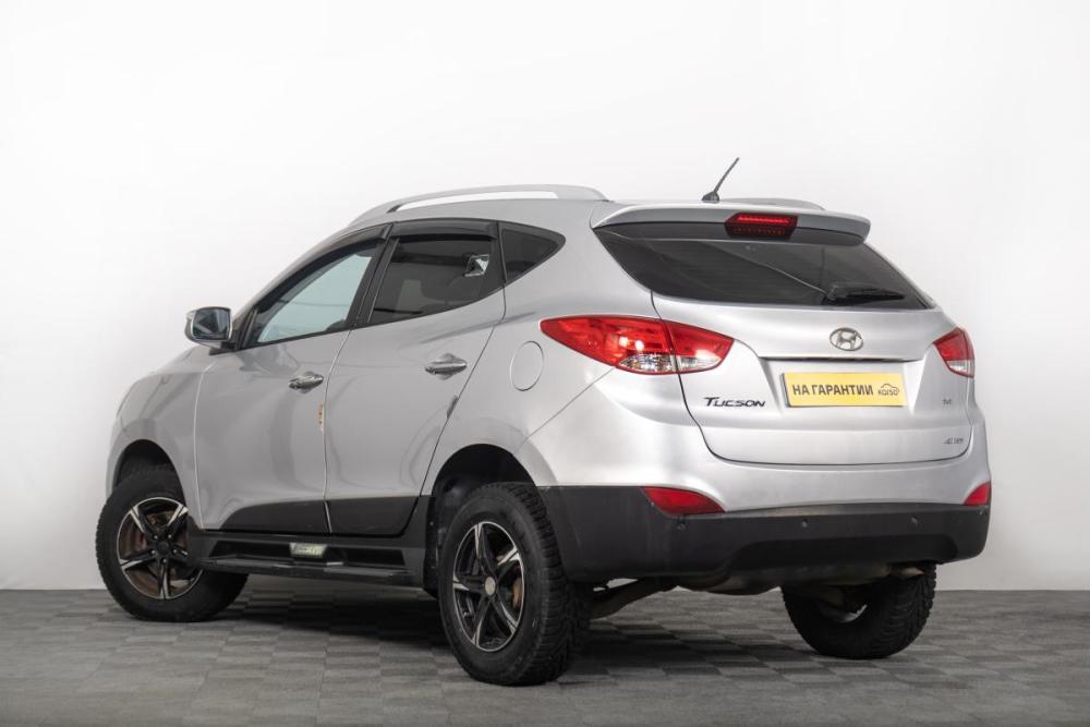 Hyundai Tucson II Томск  - изображение 6