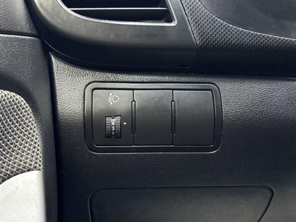 Hyundai Solaris I с пробегом 2011 года, цена 699 000 рублей, 189282 км, хэтчбек, Автокод Объявления