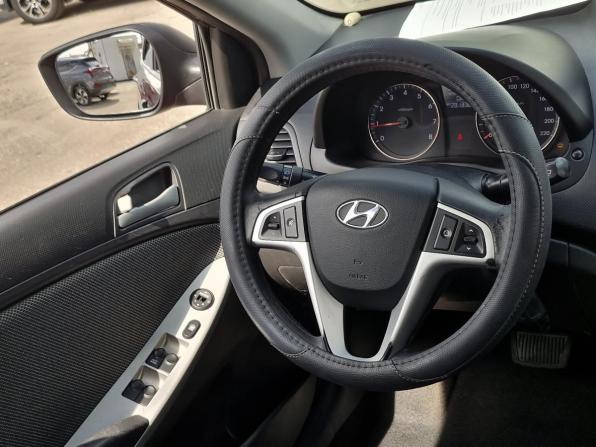 Hyundai Solaris I с пробегом 2012 года, цена 599 000 рублей, 281376 км, седан, Автокод Объявления