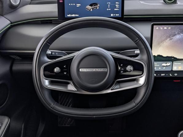 Exeed Exlantix ET с пробегом 2025 года, цена 5 490 000 рублей, 6432 км, внедорожник, Автокод Объявления