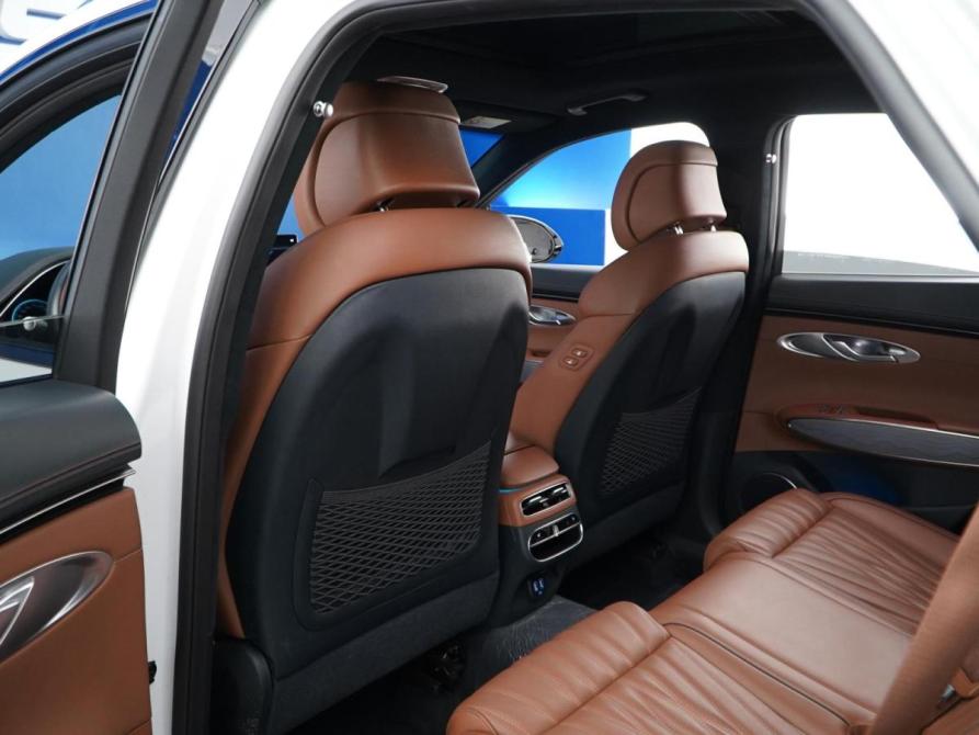 Genesis GV70 I Москва  - изображение 11