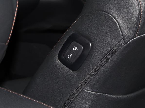 Toyota Camry VIII (XV70) Рестайлинг с пробегом 2023 года, цена 3 519 000 рублей, 29900 км, седан, Автокод Объявления