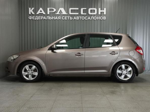 Kia Ceed I Рестайлинг с пробегом 2010 года, цена 695 000 рублей, 203163 км, хэтчбек, Автокод Объявления