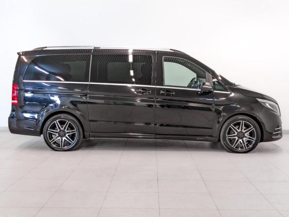 Mercedes-Benz V-Класс III (W447) Рестайлинг с пробегом 2021 года, цена 6 250 000 рублей, 144605 км, минивэн, Автокод Объявления