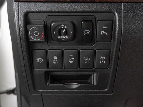 Toyota Land Cruiser 200 Series Рестайлинг 1 с пробегом 2013 года, цена 3 999 000 рублей, 183367 км, внедорожник, Автокод Объявления