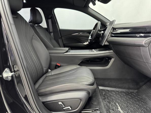 Geely Preface I с пробегом 2024 года, цена 2 815 000 рублей, 7121 км, седан, Автокод Объявления