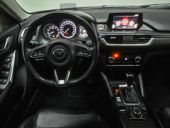 Mazda 6 III (GJ) Рестайлинг с пробегом 2017 года, цена 1 829 000 рублей, 165555 км, седан, Автокод Объявления