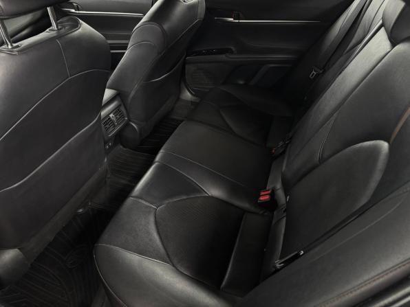 Toyota Camry VIII (XV70) с пробегом 2021 года, цена 2 549 000 рублей, 179000 км, седан, Автокод Объявления