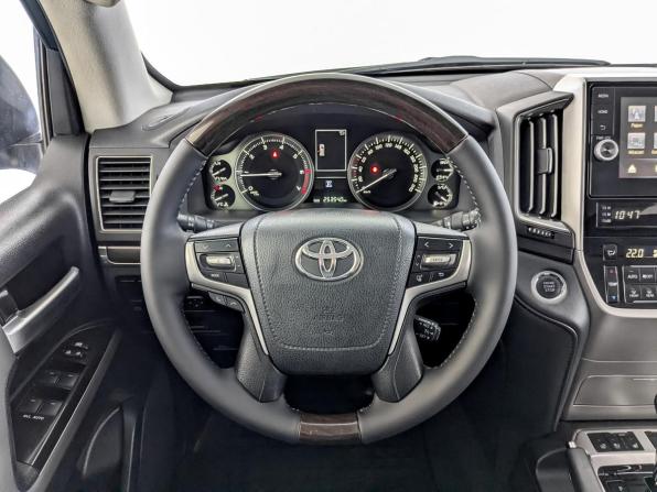Toyota Land Cruiser 200 Series Рестайлинг 2 с пробегом 2019 года, цена 5 200 000 рублей, 253525 км, внедорожник, Автокод Объявления