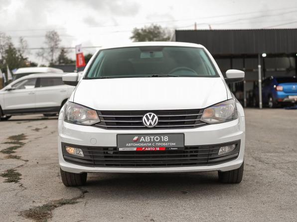 Volkswagen Polo V Рестайлинг с пробегом 2017 года, цена 949 000 рублей, 128537 км, седан, Автокод Объявления